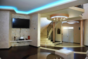 Villa Quince, Tivat